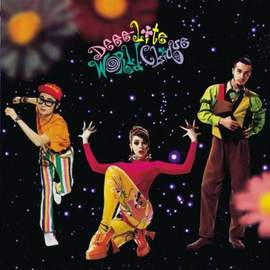 Deee-Lite: Groove Is In The Heart