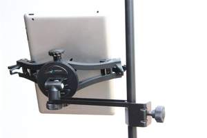 AirTurn Manos w/Side Mount
