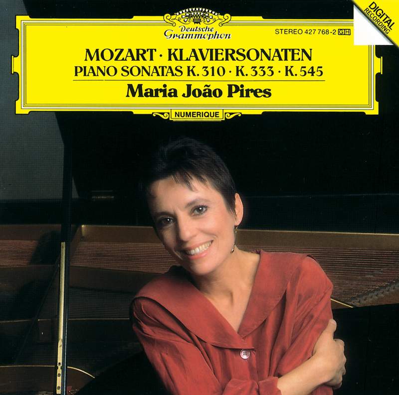 Mozart: Piano Sonatas Nos. 1, 2, 8 and 18 - Deutsche Grammophon
