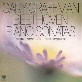 Beethoven: Piano Sonatas Nos. 31 & 32