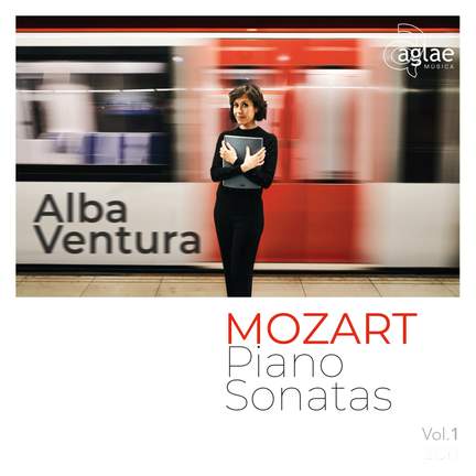 Mozart: Piano Sonatas, Vol. 1