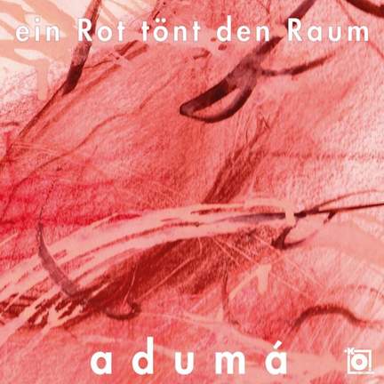ein Rot tönt den Raum