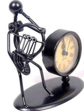 GEWA Sculpture with clock French Horns