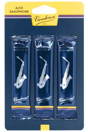 Vandoren Alto Sax Reeds 2.5 Traditional (3 Pack)