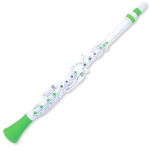 Nuvo Clarineo 2.0 outfit - White with green trim