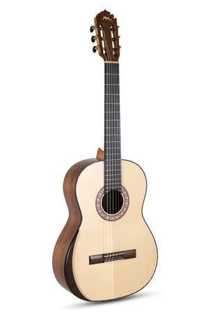 Manuel Rodriguez Classical Guitar MAGISTRAL Spruce & Walnut