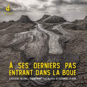À ses derniers pas, entrant dans la boue