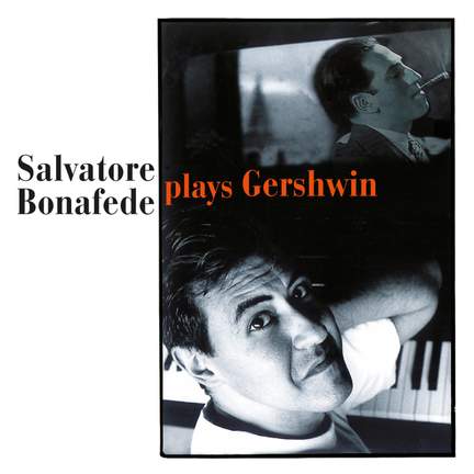 Plays Gershwin