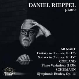 Daniel Rieppel plays Mozart, Copland & Schumann
