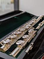 Pearl Quantz 525E-BM Flute with Beaumont Case Product Image