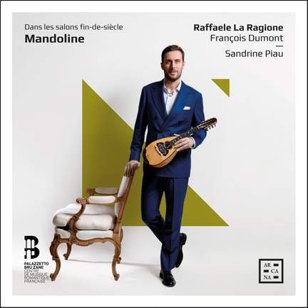 Mandoline. Dans Les Salons Fin-de-Siècle