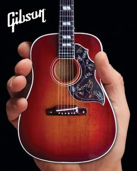 Gibson Hummingbird Vintage Cherry 1:4 Scale
