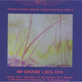 Im Grase lieg ich
