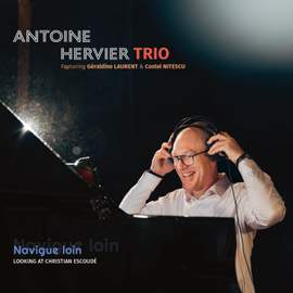 Navigue loin - Looking at Christian Escoudé