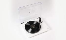 Rega Planar 1 Plus Turntable White