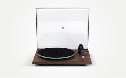 Rega Planar 2 Turntable Walnut