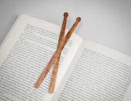 Lesezeichen Drumstick Walnuss