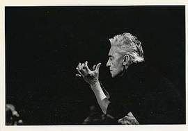 Karajan, H v: Postkarte